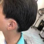 膨らみやすい髪質を抑えながらのビジネススタイル