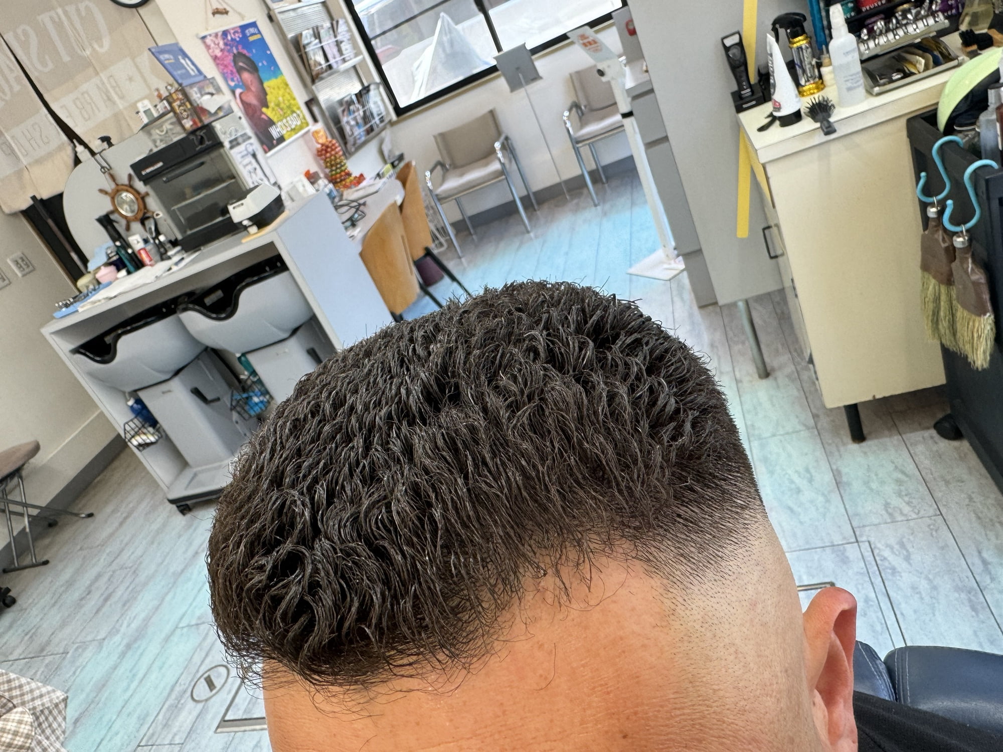 パンチパーマ スキンフェード 濡れパン アイロンパーマ barber style